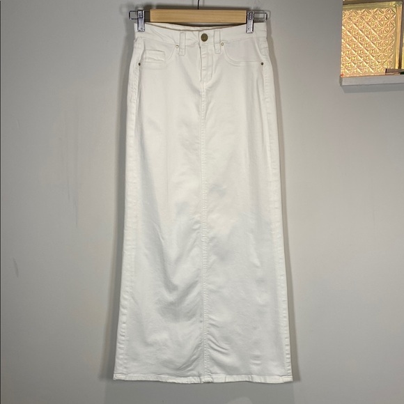 Blank NYC Cream Maxi Skirt with Classic Denim Style - Picture 1 of 9